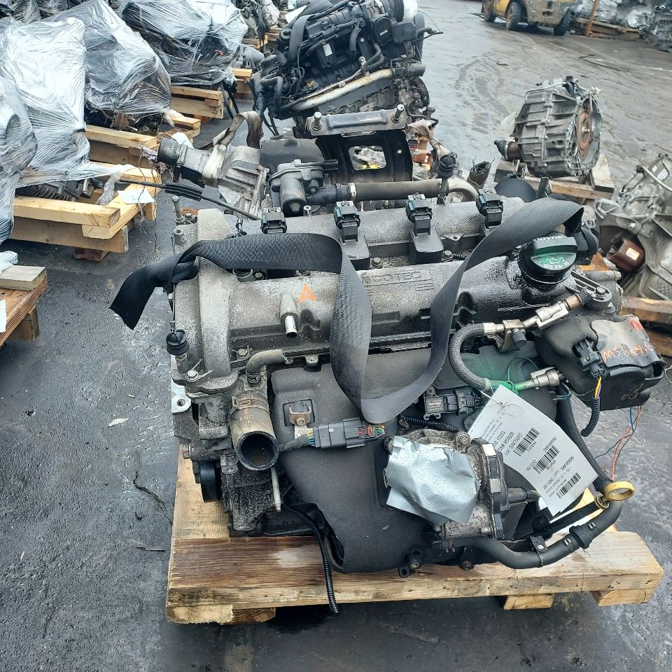 2012 CHEVROLET EQUINOX 4cyl Gasoline 2.4 ENGINE ASSEMBLY - 338884 — photo 5