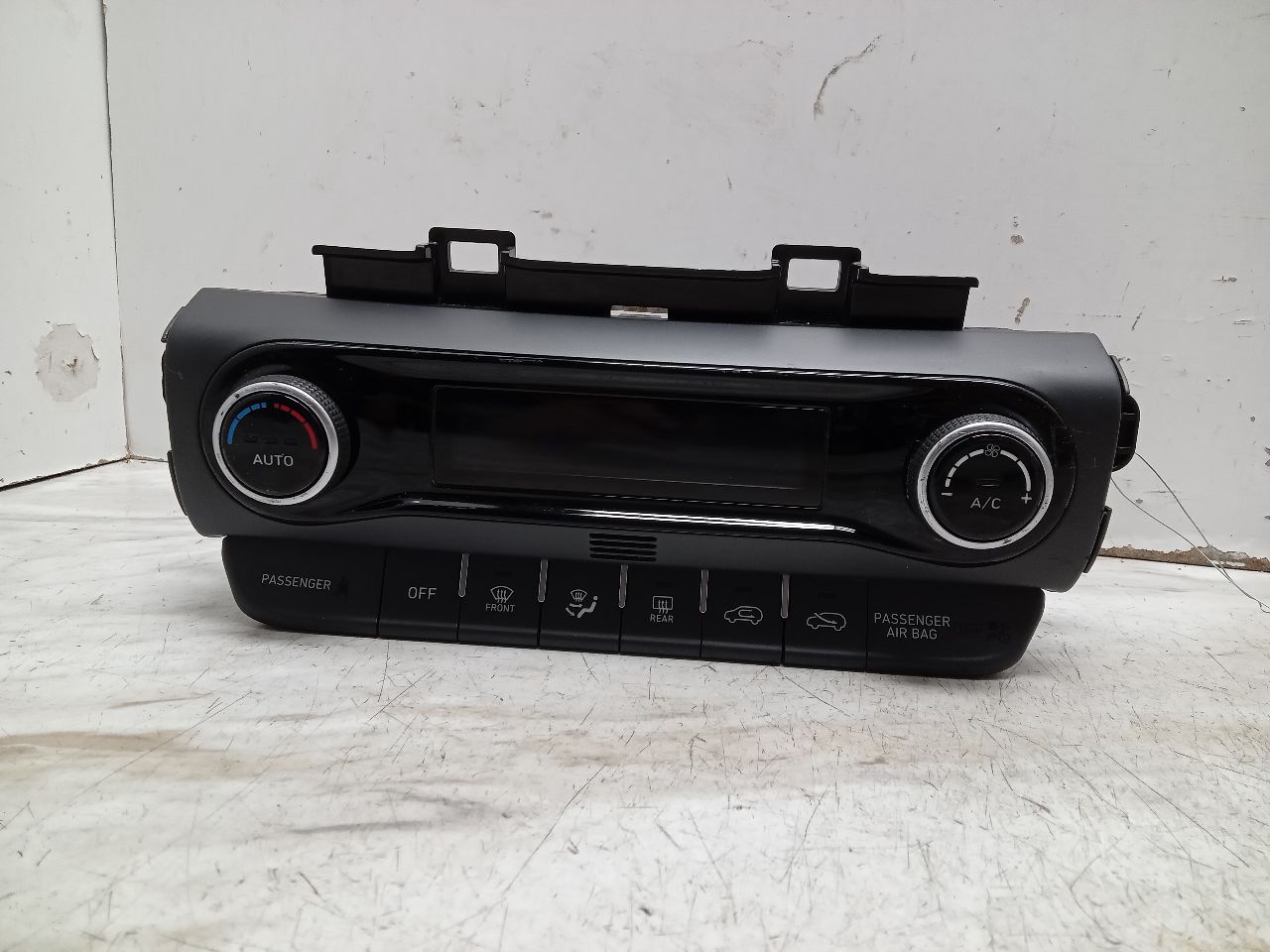2022 HYUNDAI KONA 1.6L 4cyl Turbo Gasoline TEMP CONTROL - 339412