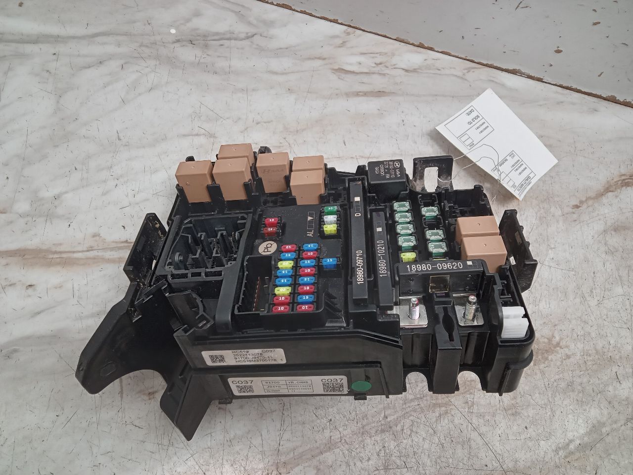 2022 HYUNDAI KONA 1.6L 4cyl Turbo Gasoline Fuse Box, Engine - 339422 — photo 3