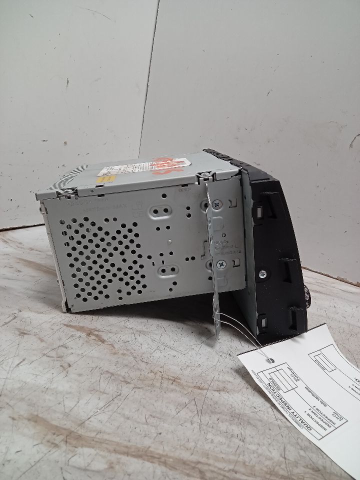 2016 KIA SEDONA 6cyl Gasoline 3.3 Radio Audio - 339592 — photo 6