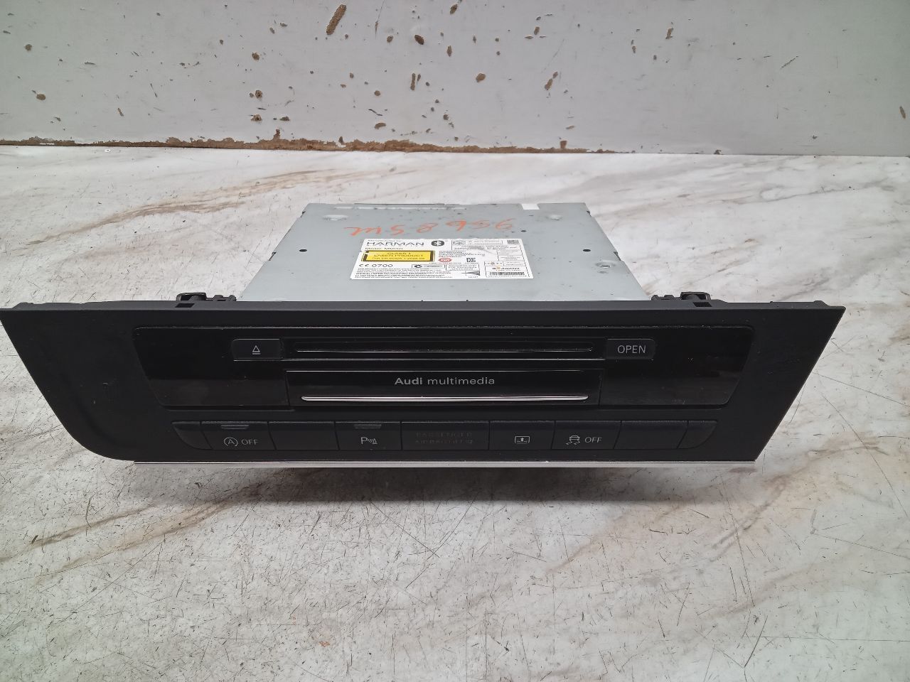 2015 AUDI A6 Radio Audio - 339623