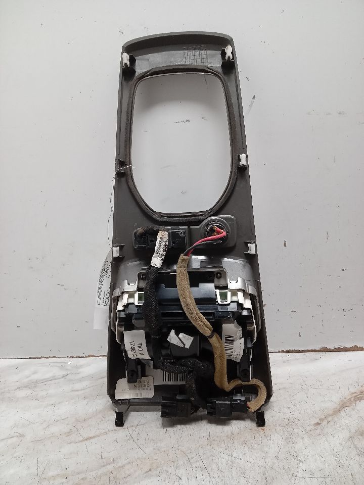 2014 CHEVROLET CAMARO 6cyl Gasoline 3.6 Console, Front - 339722 — photo 6
