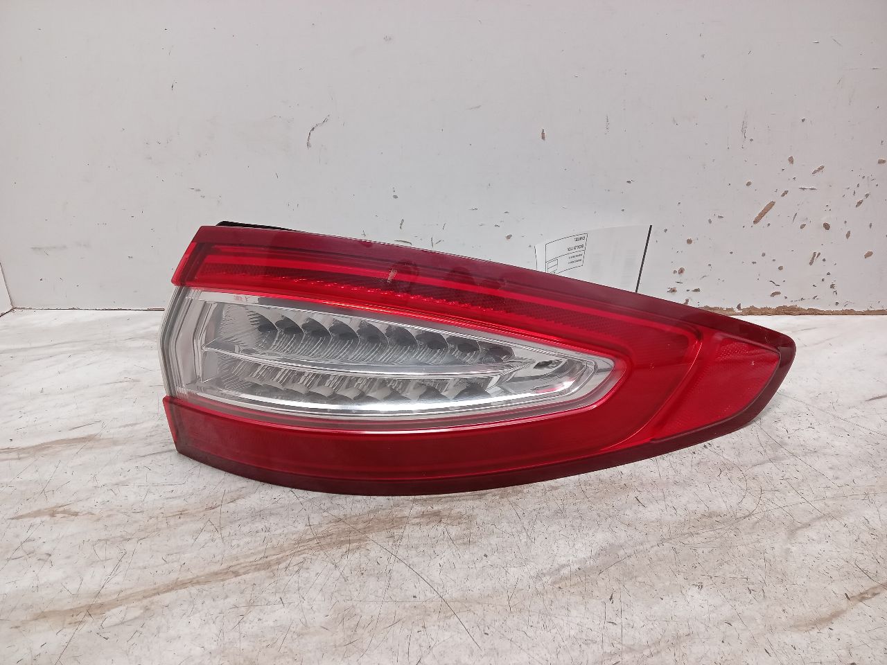 2014 FORD FUSION Right TAIL LAMP - 339742 — photo 1