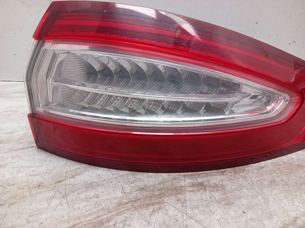 2014 FORD FUSION Right TAIL LAMP - 339742 — photo 2