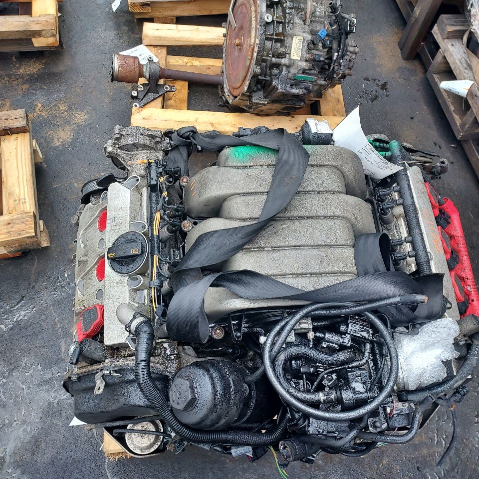 2010 AUDI Q5 6cyl Gasoline 3.2 ENGINE ASSEMBLY - 339932 — photo 4