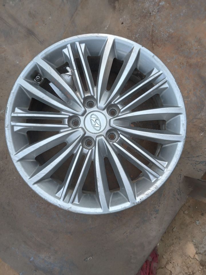 2019 HYUNDAI KONA 2.0L 4cyl Gasoline VVT WHEEL - 341346