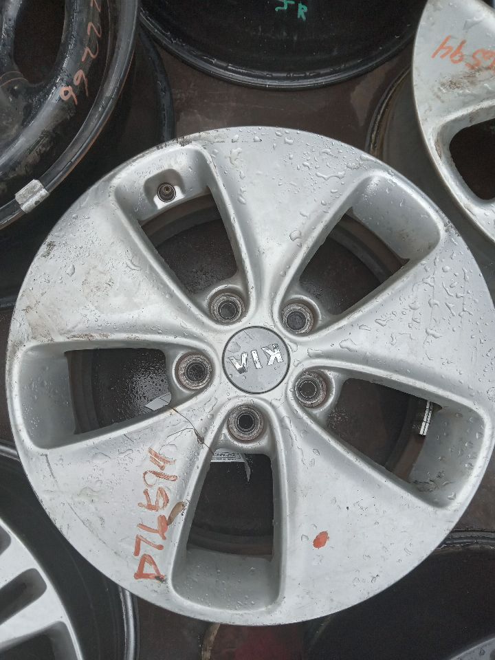 2016 KIA SOUL 4cyl Gasoline 1.6 WHEEL - 342997