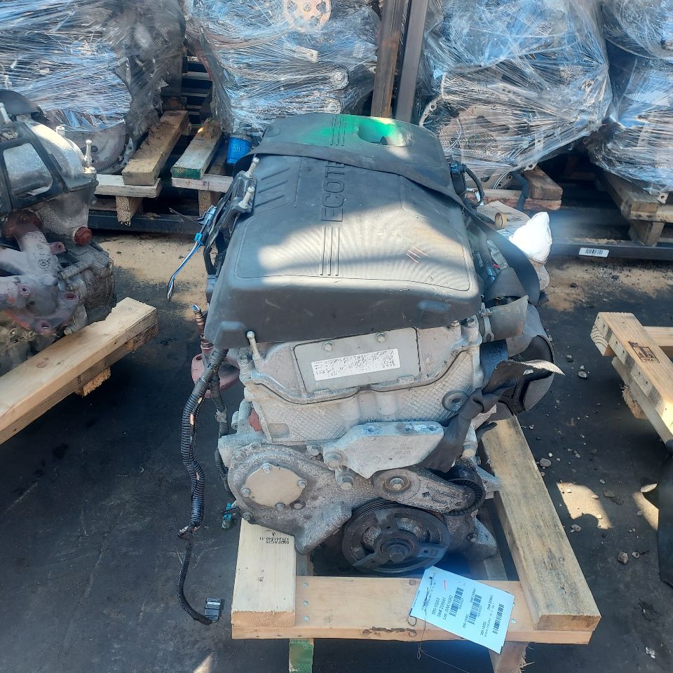 2012 CHEVROLET EQUINOX 4cyl Gasoline 2.4 ENGINE ASSEMBLY - 343221