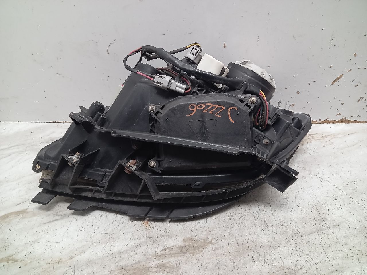 2004 MAZDA RX8 2cyl Rotary 1.3 Right HEADLAMP ASSEMBLY - 343945 — photo 6