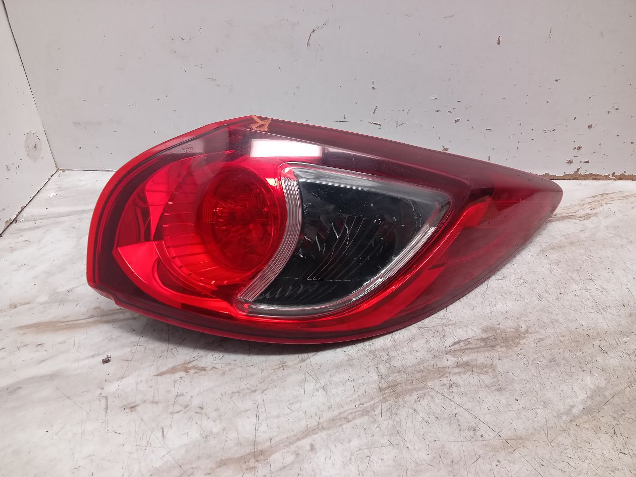 2014 MAZDA CX-5 4cyl Gasoline 2.5 DOHC Right TAIL LAMP - 344095