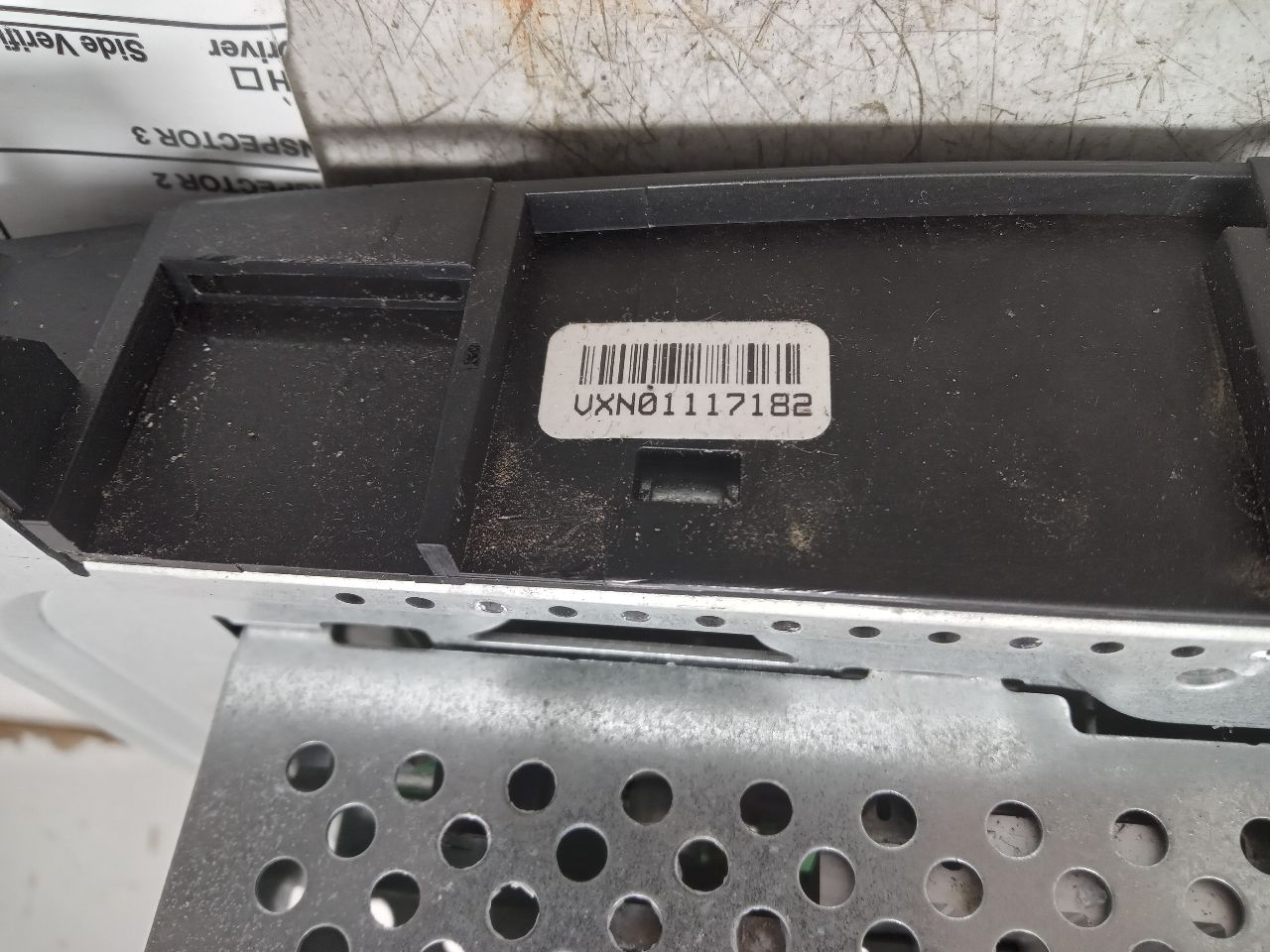 2017 MERCEDES-BENZ METRIS 2.0L 4cyl Turbo Gasoline Radio Audio - 344315 — photo 4