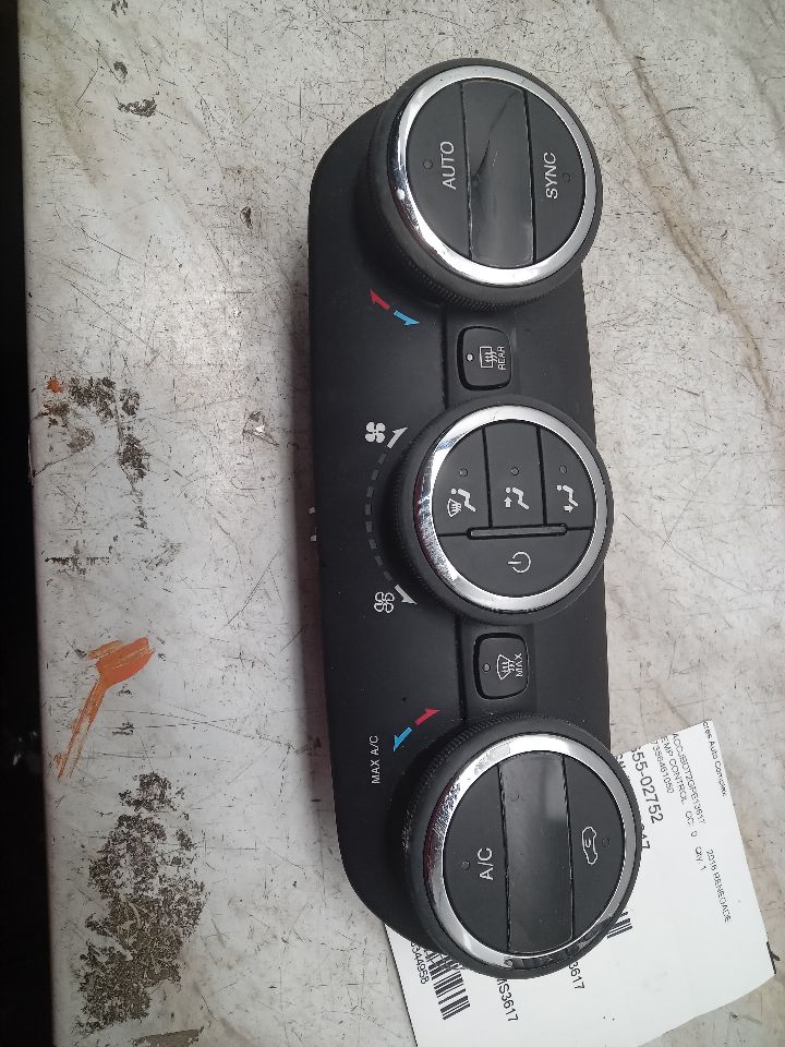 2016 JEEP RENEGADE 4cyl Gasoline 2.4 TEMP CONTROL - 344958