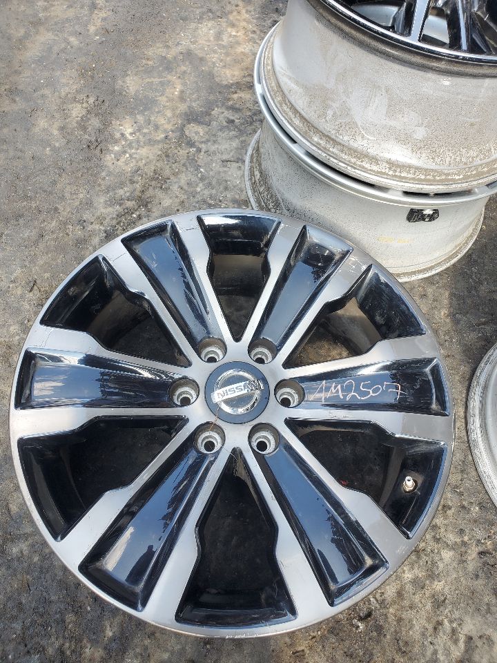 2017 NISSAN ARMADA 5.6L 8cyl Gasoline VVT WHEEL - 345030