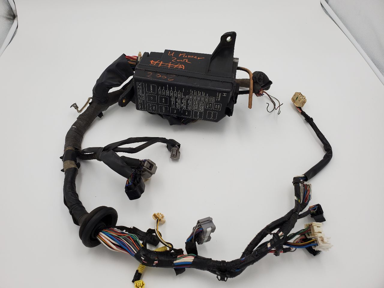 2002 TOYOTA 4 RUNNER Fuse Box, Engine - 345226 — photo 2