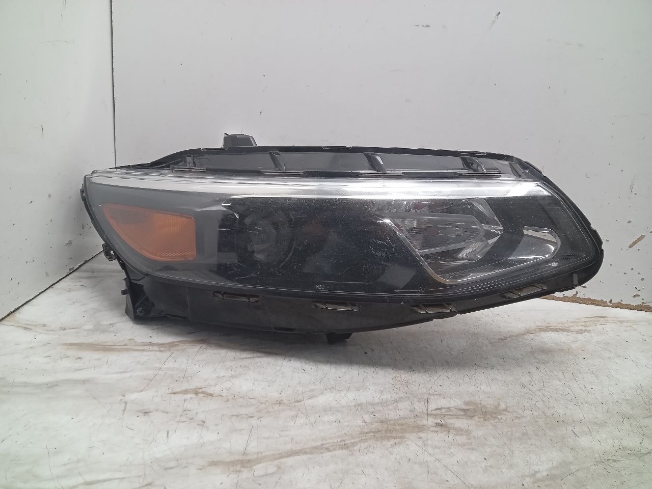 2017 CHEVROLET MALIBU 4cyl Gasoline Turbo 1.5 Right HEADLAMP ASSEMBLY - 345227