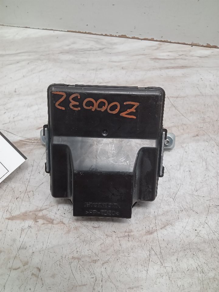 2021 HONDA HR-V 1.8L 4cyl Gasoline VVT Chassis Cont Mod - 345371 — photo 2