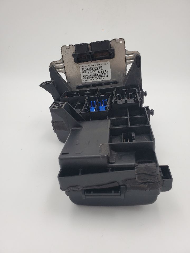 2005 DODGE DAKOTA Fuse Box, Engine - 345488 — photo 5