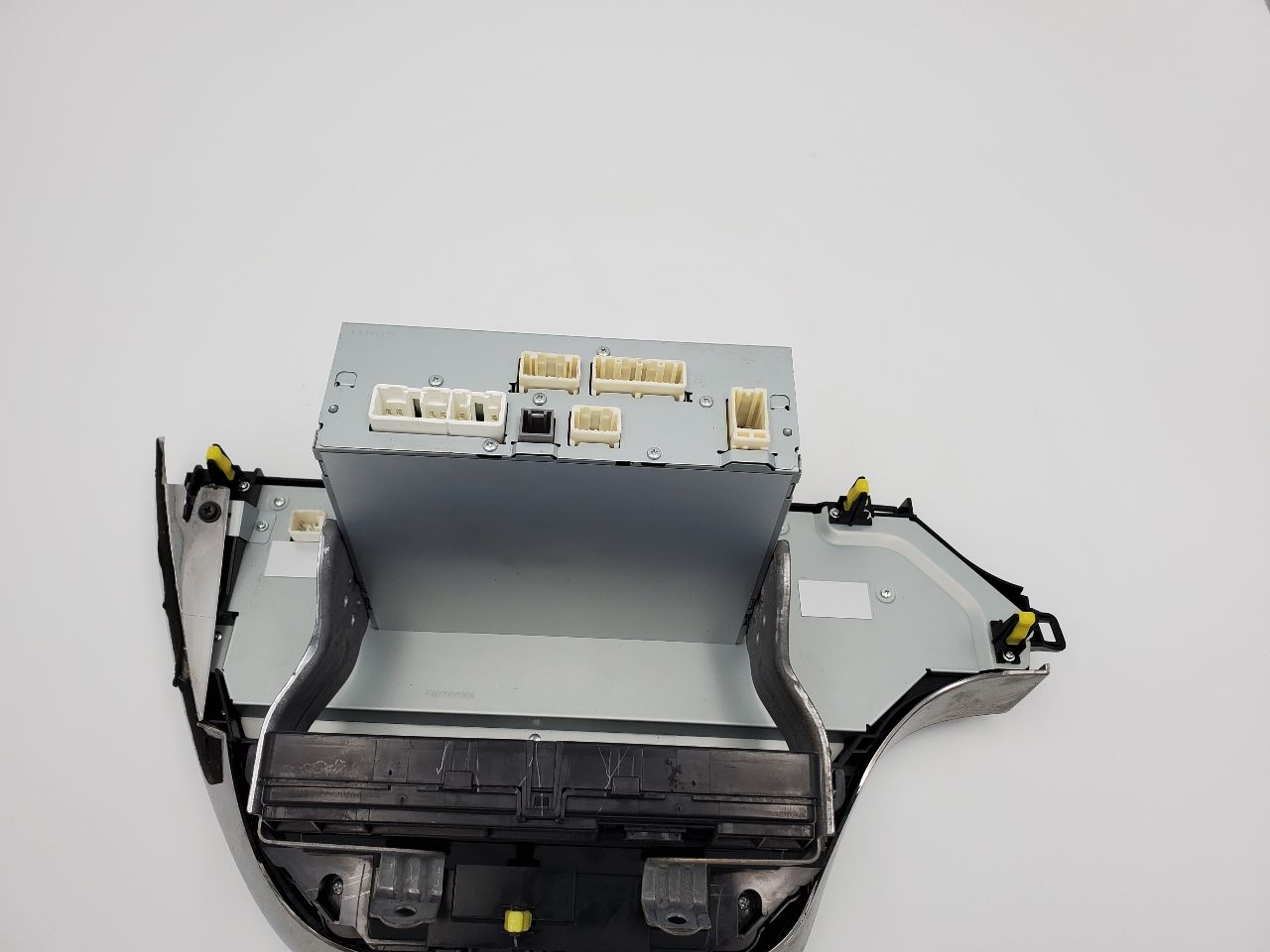 2013 TOYOTA AVALON 6cyl Gasoline 3.5 Radio Audio - 347404 — photo 4
