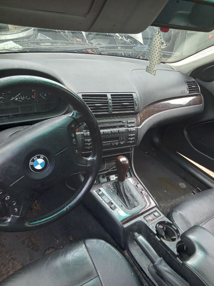2002 BMW 325i 6cyl Gasoline 2.5 HOOD - 347459 — photo 3