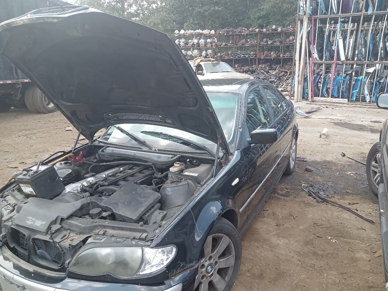 2002 BMW 325i 6cyl Gasoline 2.5 HOOD - 347459 — photo 7