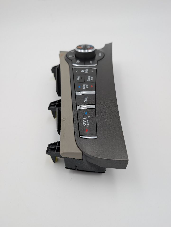 2011 TOYOTA SIENNA 6cyl Gasoline 3.5 TEMP CONTROL - 347718 — photo 4