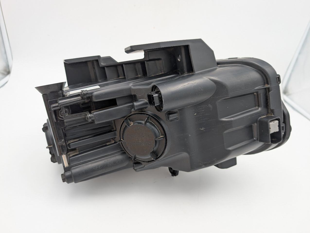 2019 HYUNDAI KONA 2.0L 4cyl Gasoline VVT Left HEADLAMP ASSEMBLY - 347819 — photo 5
