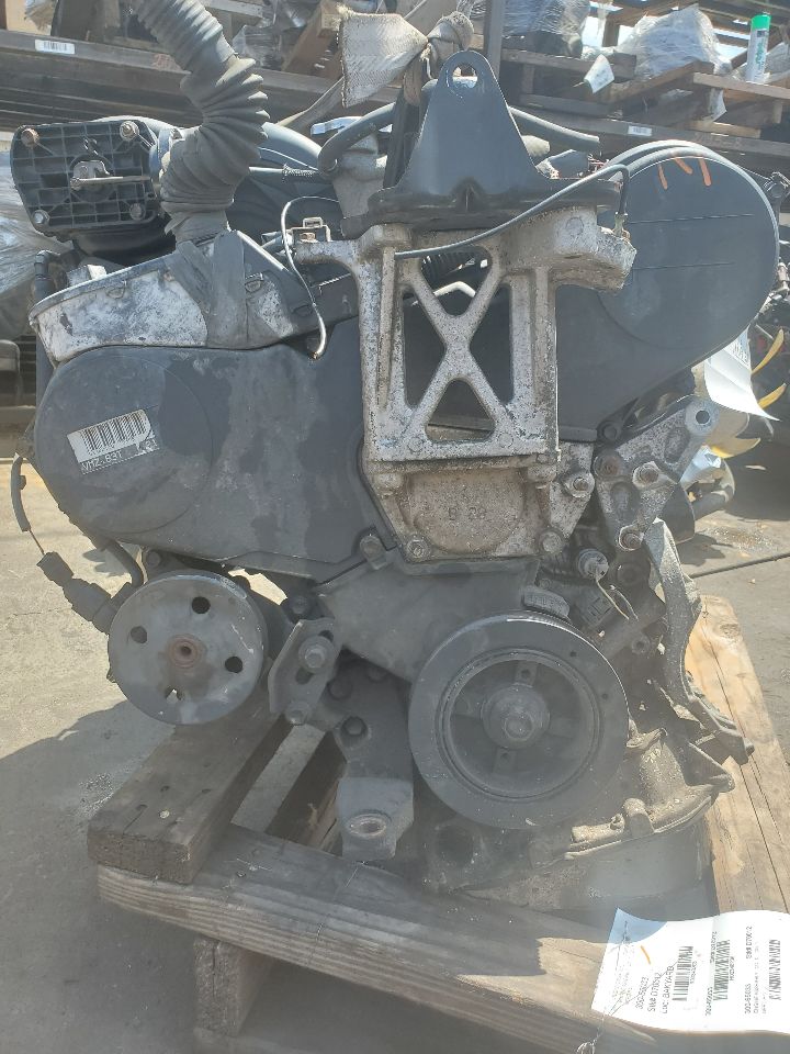 2006 TOYOTA SIENNA 6cyl Gasoline 3.3 ENGINE ASSEMBLY - 348208