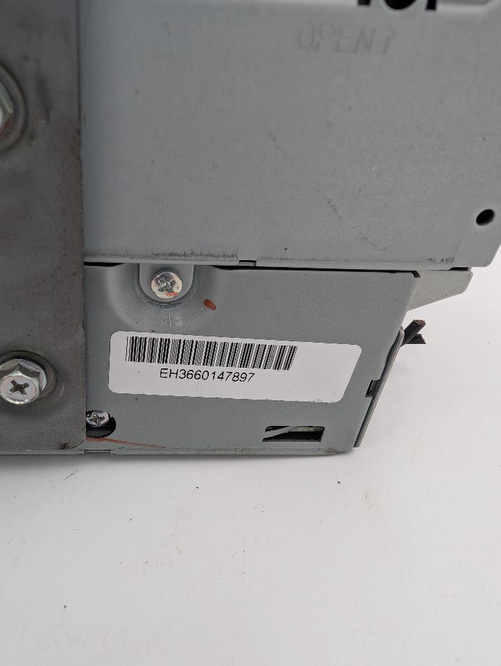 2008 ACURA TL 3.2L 6cyl Gasoline VVT Radio Audio - 348564 — photo 6