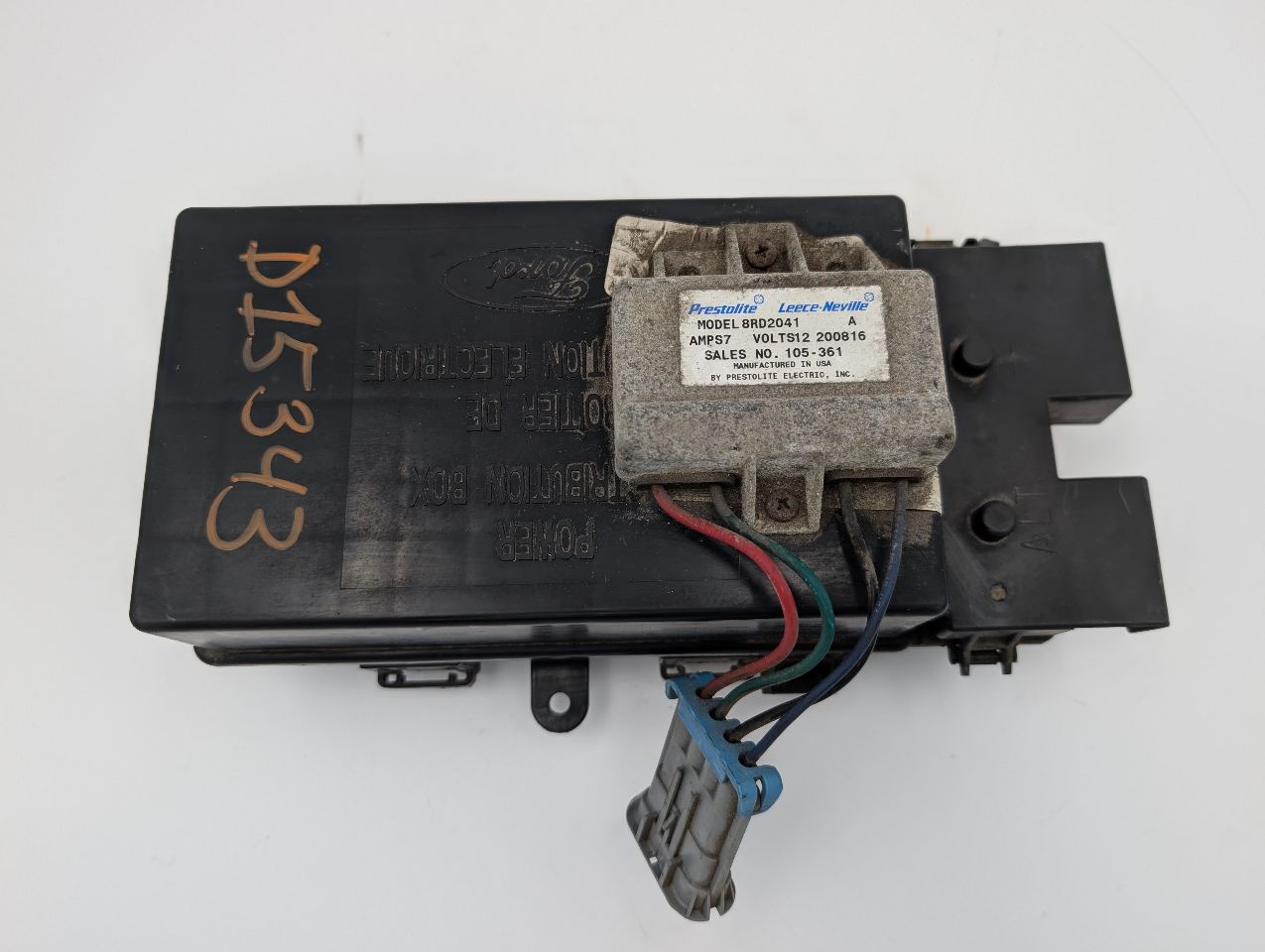 2008 FORD E150 VAN Fuse Box, Engine - 348576 — photo 2