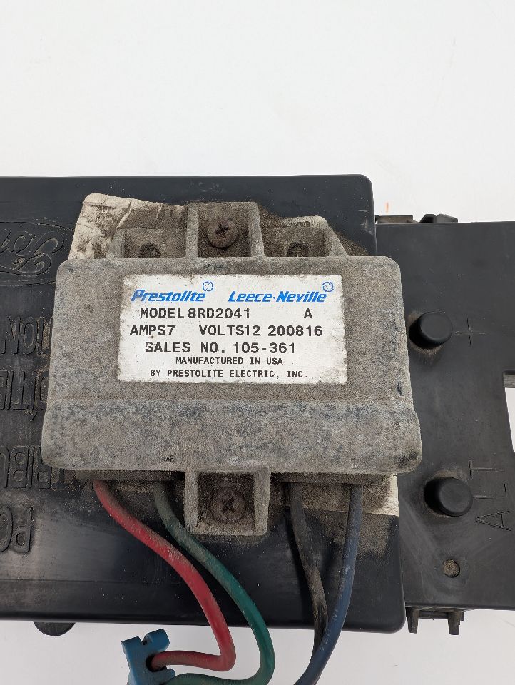 2008 FORD E150 VAN Fuse Box, Engine - 348576 — photo 3