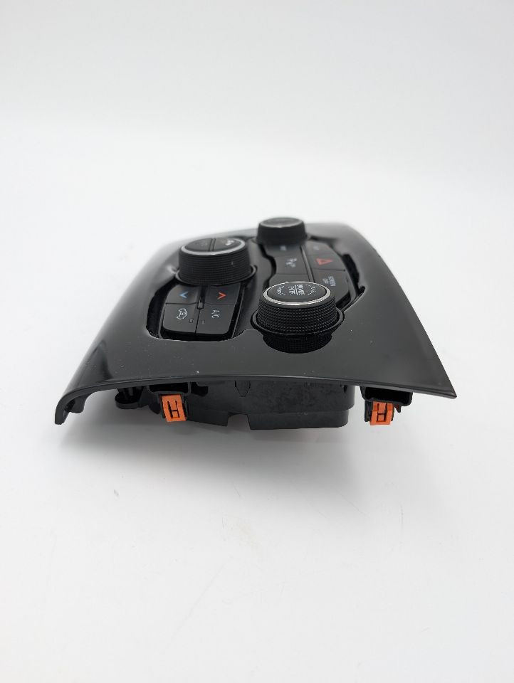 2017 CHRYSLER 300 3.6L 6cyl VVT TEMP CONTROL - 348578 — photo 4