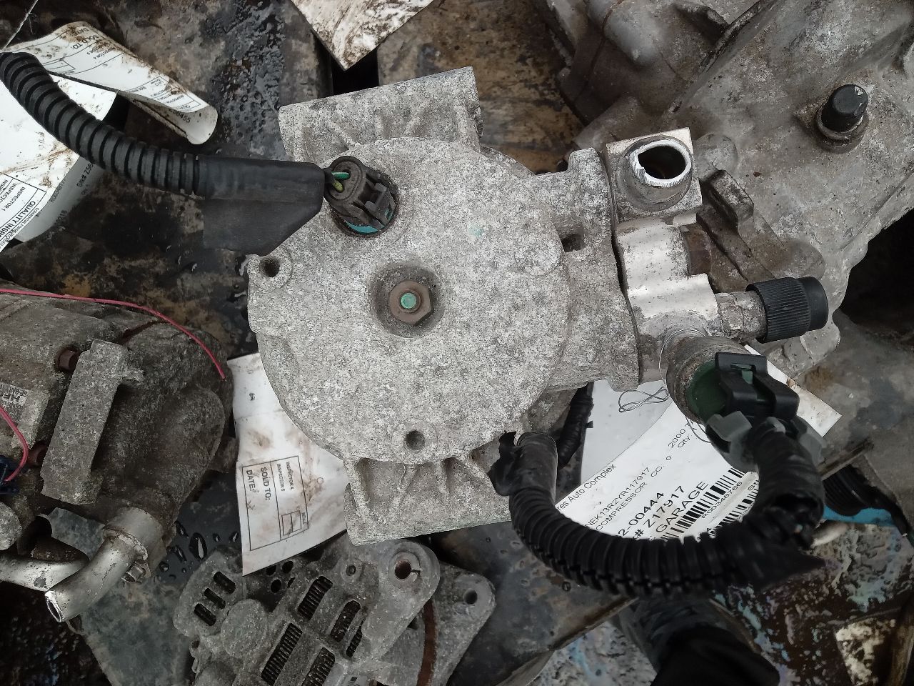 2000 CHEVROLET TAHOE 8cyl Gasoline 5.7 AC COMPRESSOR - 348766