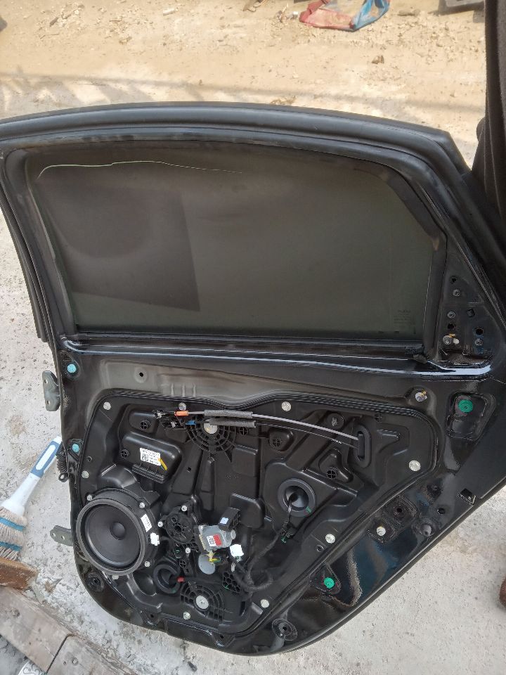2023 KIA FORTE 2L 4cyl Gasoline Right Dr Assm, Rear Side - 348776 — photo 2