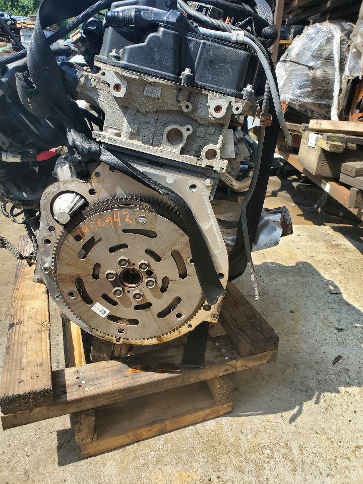 2012 BMW 328i 6cyl Gasoline 3.0 Dohc ENGINE ASSEMBLY - 348921 — photo 5