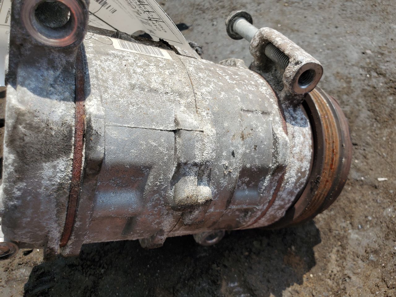 2011 CHEVROLET TAHOE 8cyl Gasoline 5.3 FLEX AC COMPRESSOR - 349078