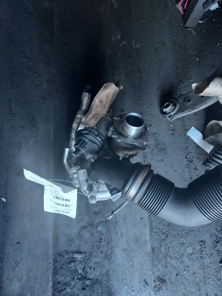 2017 AUDI A3 2.0L 4cyl Turbo Gasoline EXHAUST MANIFOLD - 349094