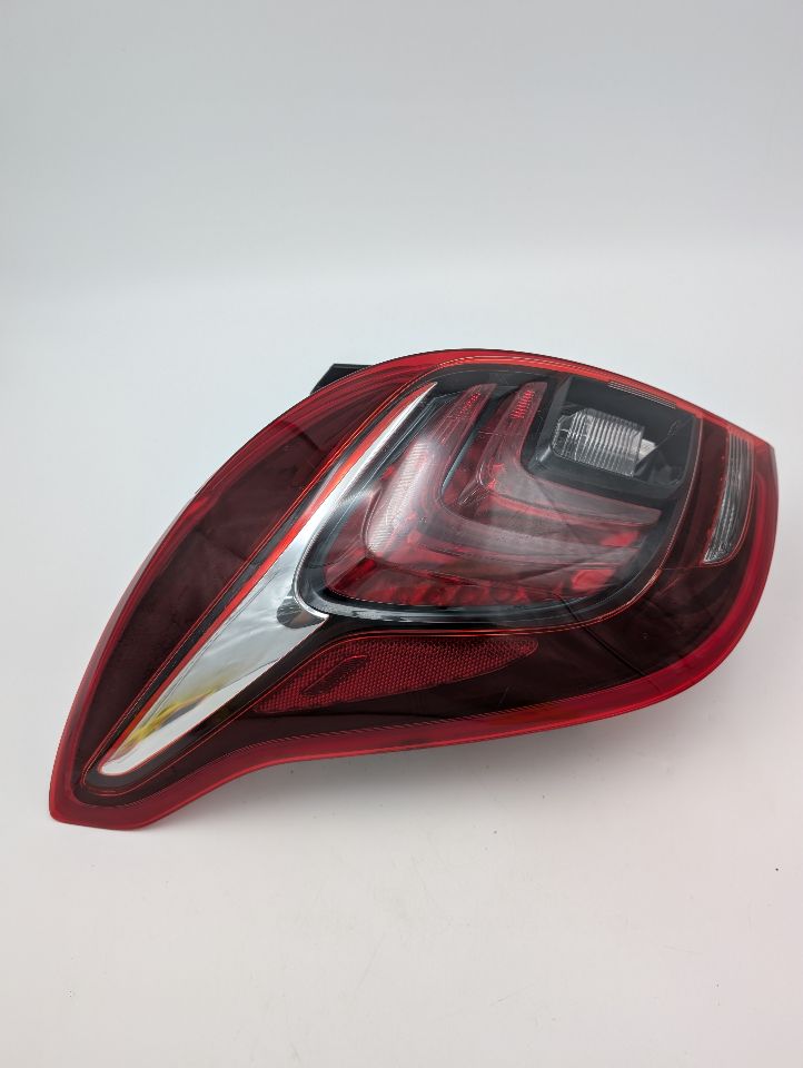 2018 BUICK ENCORE 1.4L 4cyl Turbo Gasoline Left TAIL LAMP - 349251 — photo 5