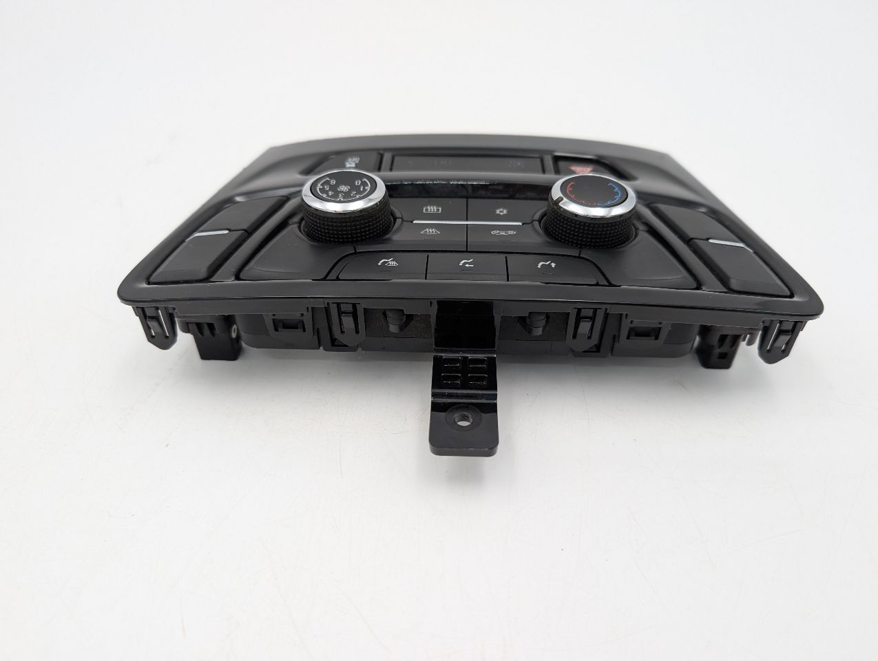 2018 BUICK ENCORE 1.4L 4cyl Turbo Gasoline TEMP CONTROL - 349302 — photo 4