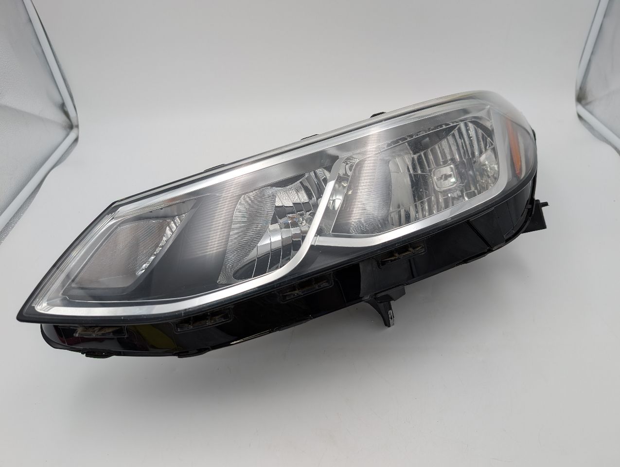 2016 CHEVROLET MALIBU Left HEADLAMP ASSEMBLY - 349443 — photo 2