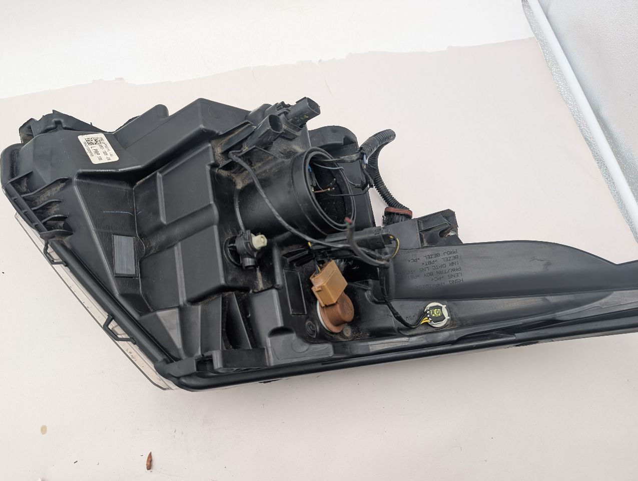 2015 FORD EXPLORER Left HEADLAMP ASSEMBLY - 349561