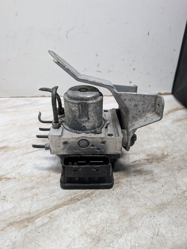 2011 HONDA PILOT 6cyl Gasoline 3.5 Anti-lock Brake Pts - 350305