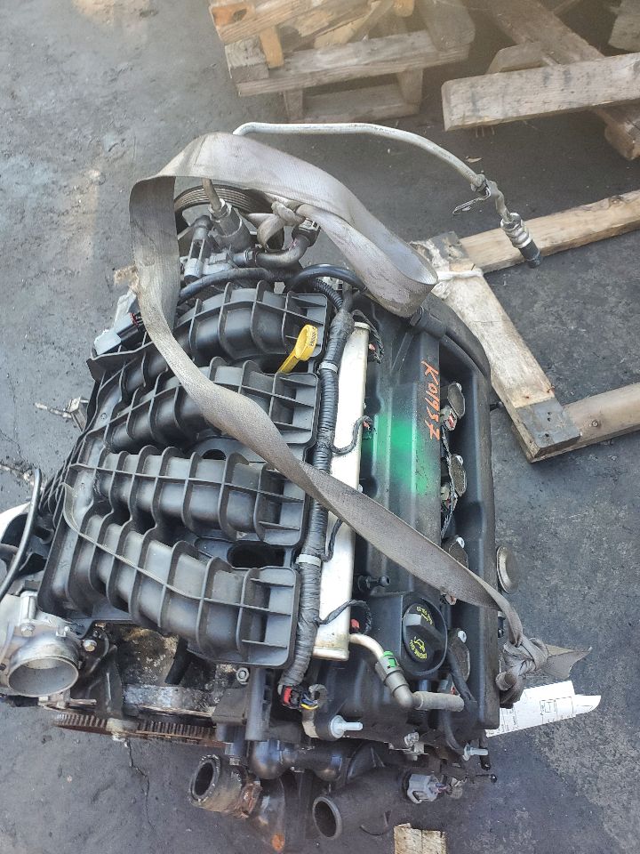 2012 CHRYSLER 200 4cyl Gasoline 2.4 ENGINE ASSEMBLY - 351057 — photo 2