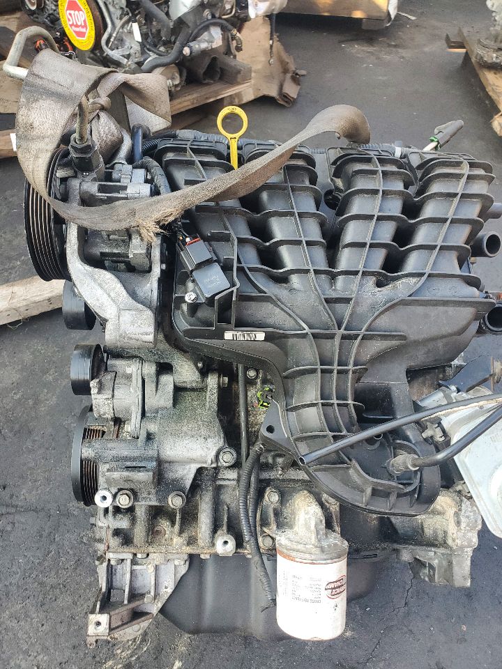 2012 CHRYSLER 200 4cyl Gasoline 2.4 ENGINE ASSEMBLY - 351057 — photo 4