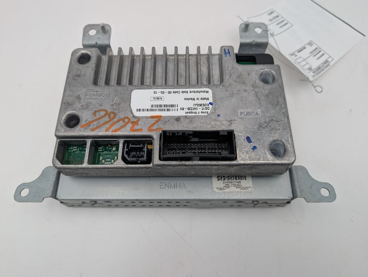 2015 FORD TAURUS Radio Audio - 351360 — photo 3