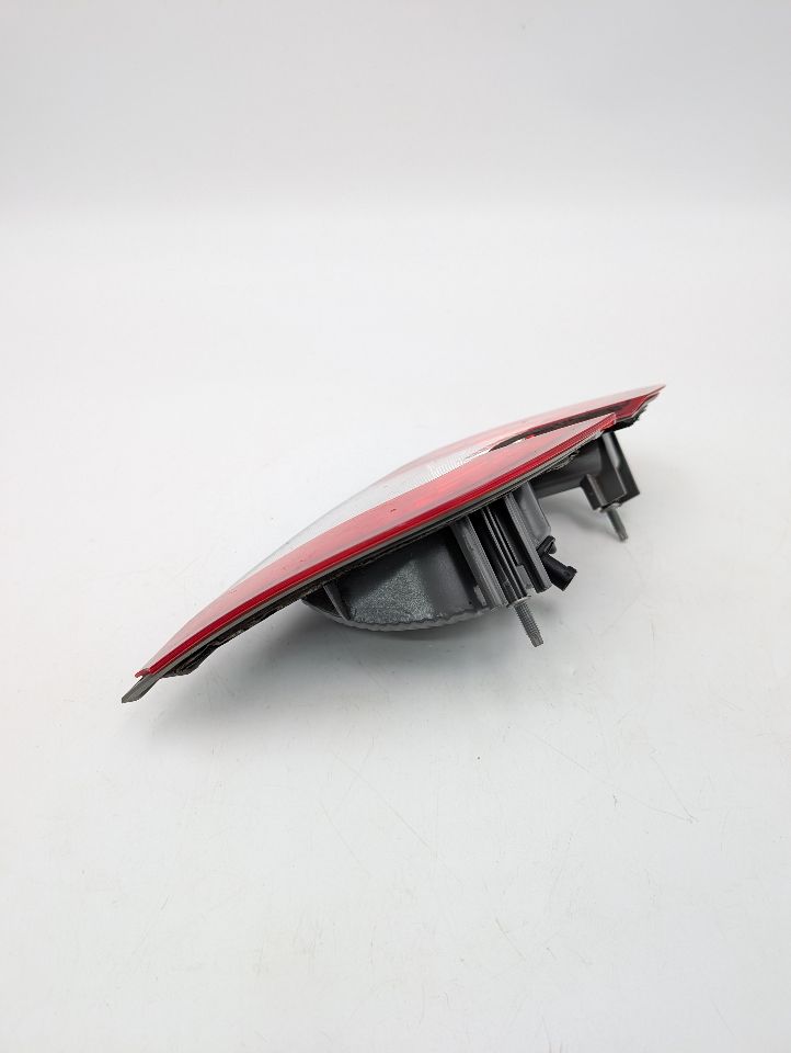 2012 FORD TAURUS 6cyl Gasoline 3.5 Right TAIL LAMP - 351877 — photo 3
