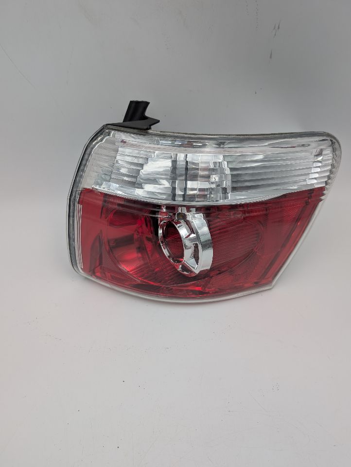 2009 GMC ACADIA 6cyl Gasoline 3.6 Right TAIL LAMP - 352061