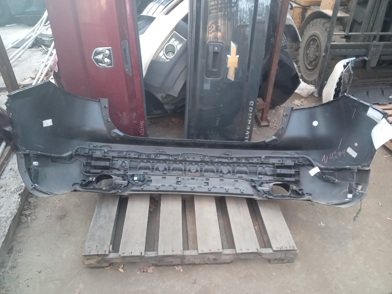 2019 LINCOLN NAUTILUS 2.0L 4cyl Turbo Gasoline BUMPER ASSY, REAR - 352297 — photo 8