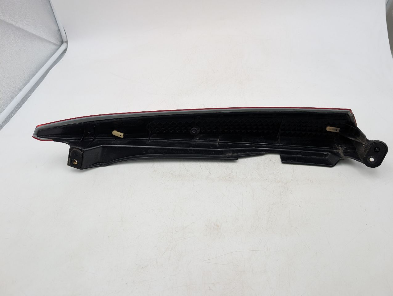 2014 VOLVO XC90 6cyl Gasoline 3.2 Left TAIL LAMP - 352453 — photo 3