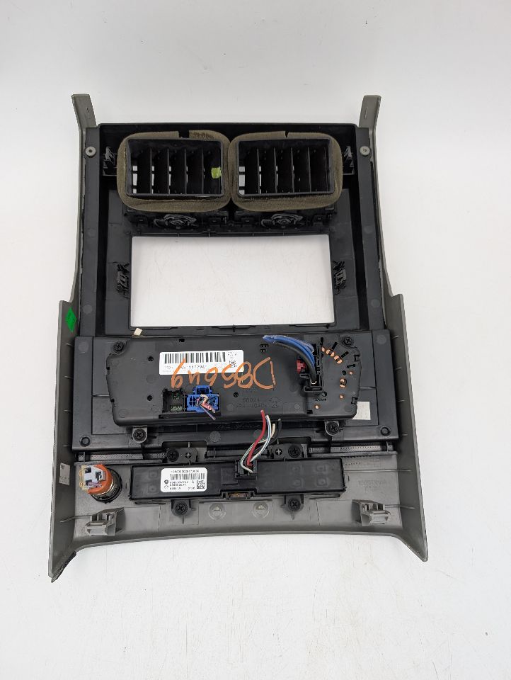 2008 JEEP LIBERTY 6cyl Gasoline 3.7 TEMP CONTROL - 352533 — photo 3