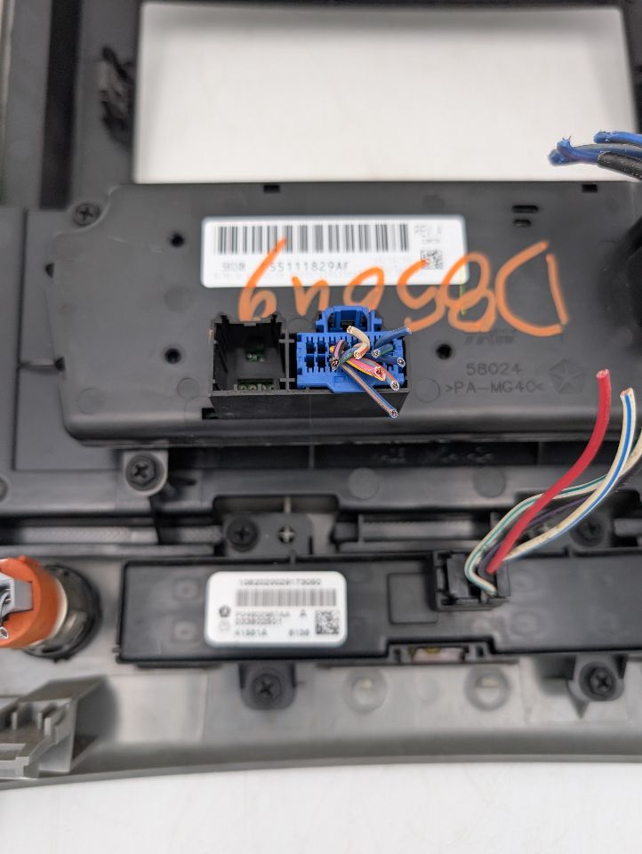 2008 JEEP LIBERTY 6cyl Gasoline 3.7 TEMP CONTROL - 352533 — photo 5